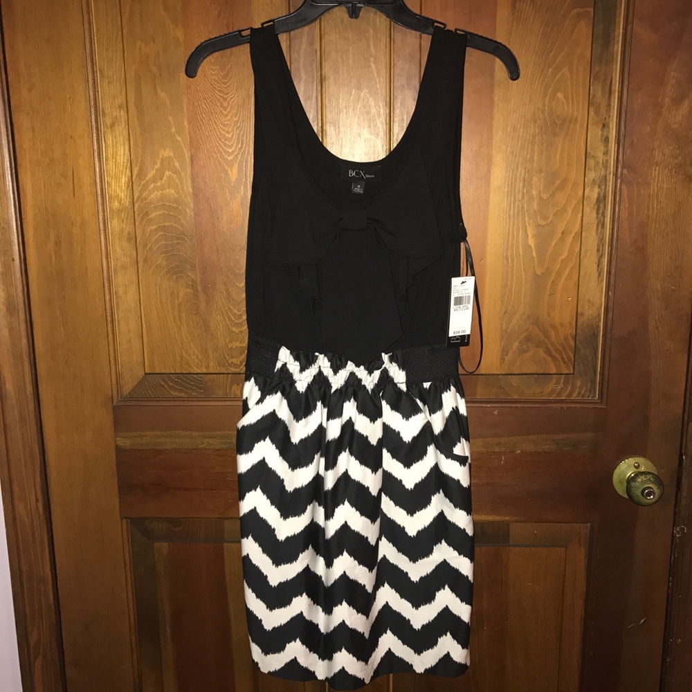 NWT Chevron Black and White BCX dress